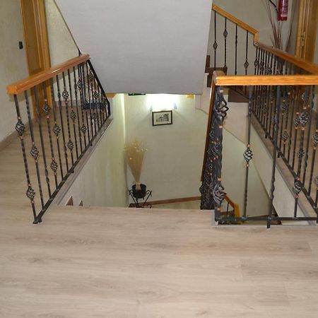 Hostal Don Juan I Alcalá de Henares Exteriér fotografie