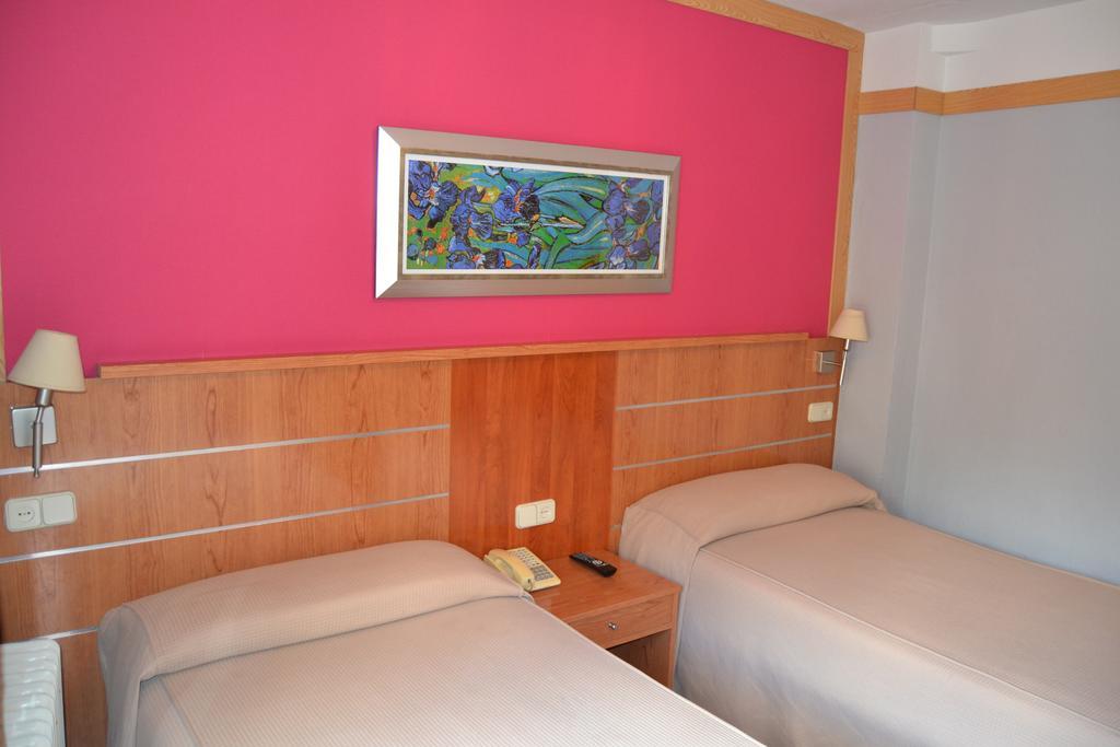 Hostal Don Juan I Alcalá de Henares Pokoj fotografie